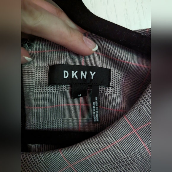 Dkny sz 14 Plaid Short Sleeve Dress - Picture 5 of 5